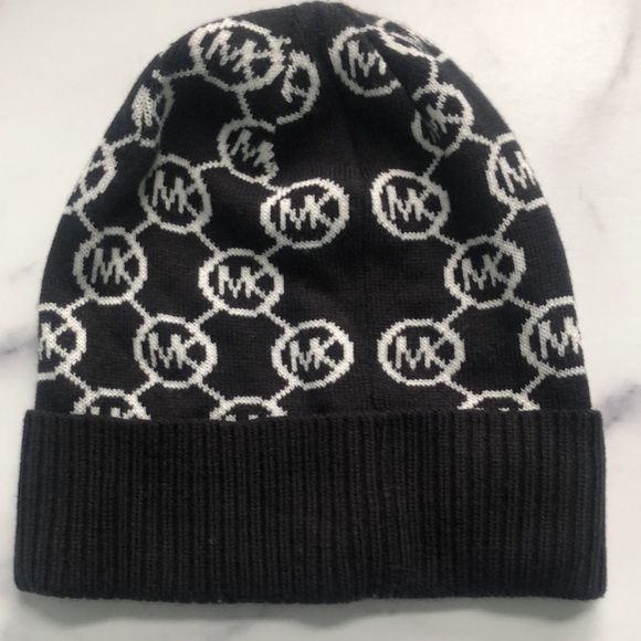 Michael Kors Signature MK Beanie Black White Women’s OS - Picture 1 of 4